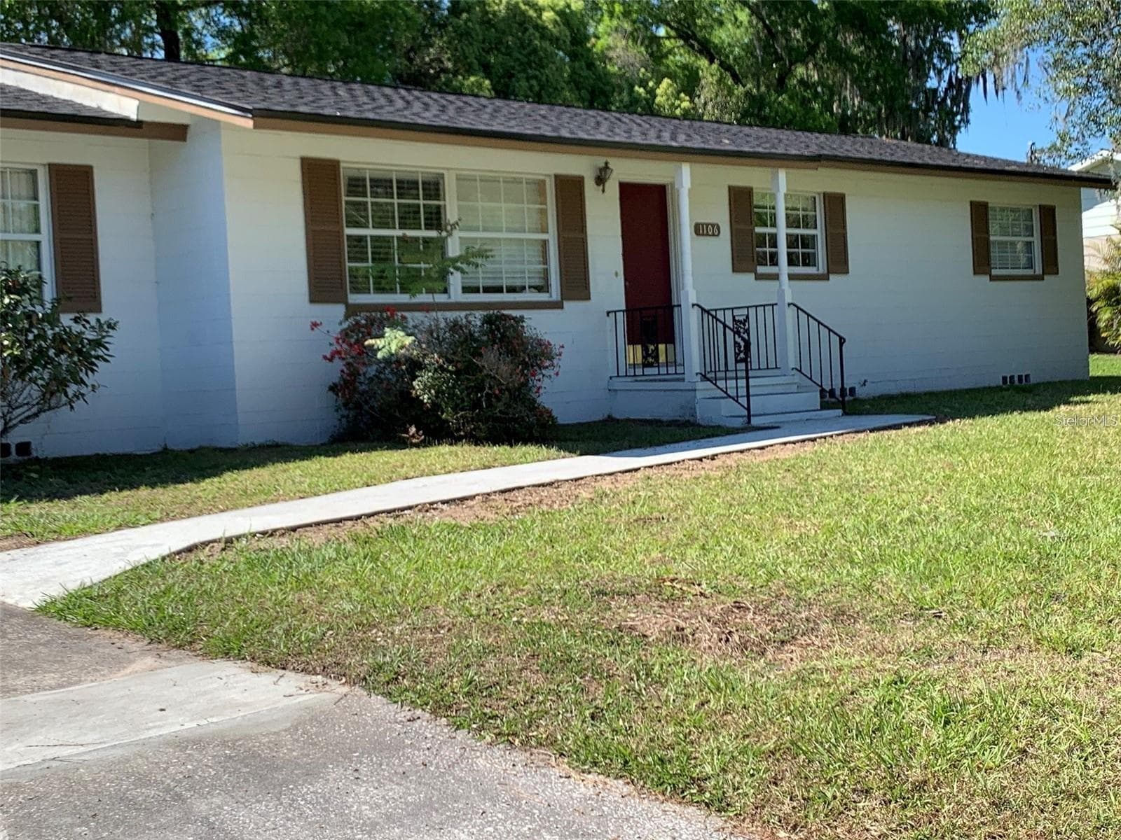 Single Family Residence at 1106 NE 17TH TER, OCALA, photo 3 of 20