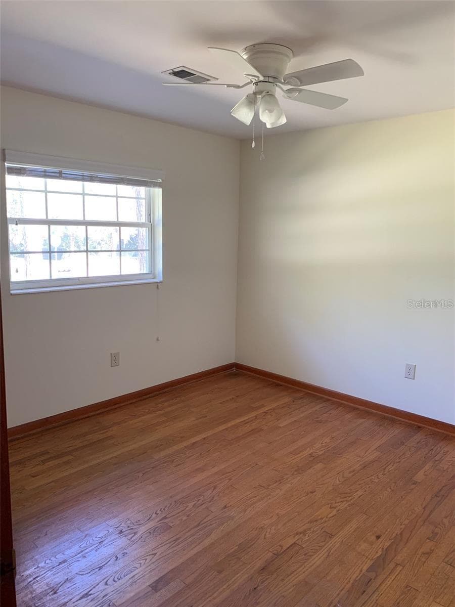 Single Family Residence at 1106 NE 17TH TER, OCALA, photo 9 of 20
