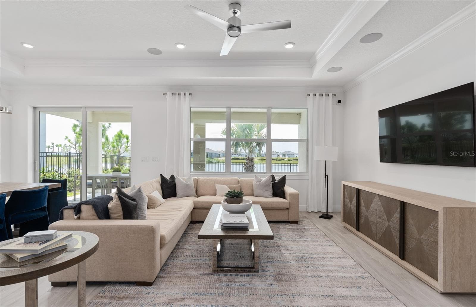 Model Home Design Only. Pictures and furnishings are for illustrative purposes only. Elevations, colors and options may vary. Furniture is for model home staging only. - 6807 SUNRISE COVE DRIVE, CLERMONT