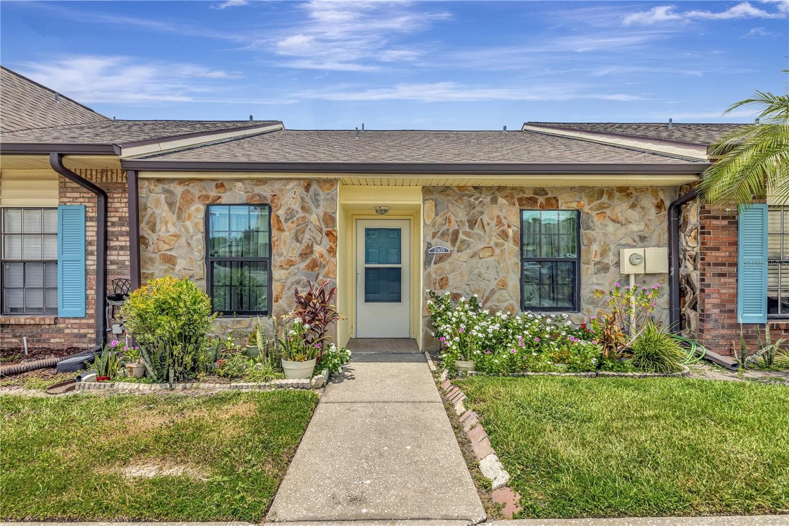 3909 CARROLL CYPRESS CT