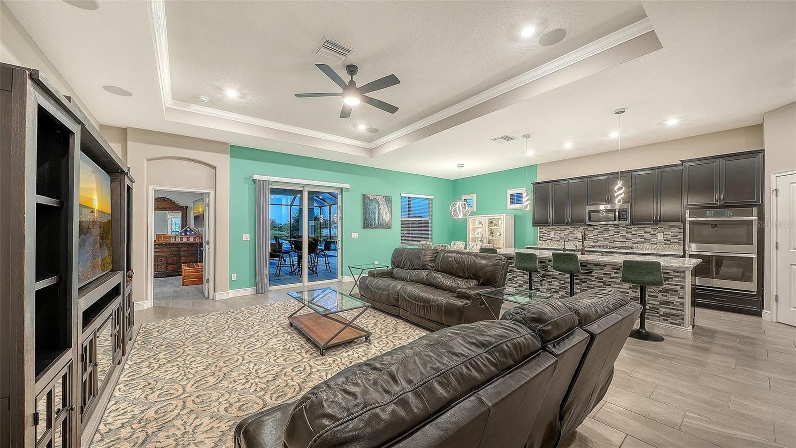 Single Family Residence at 8234 TEA OLIVE TER, PALMETTO, photo 13 of 51
