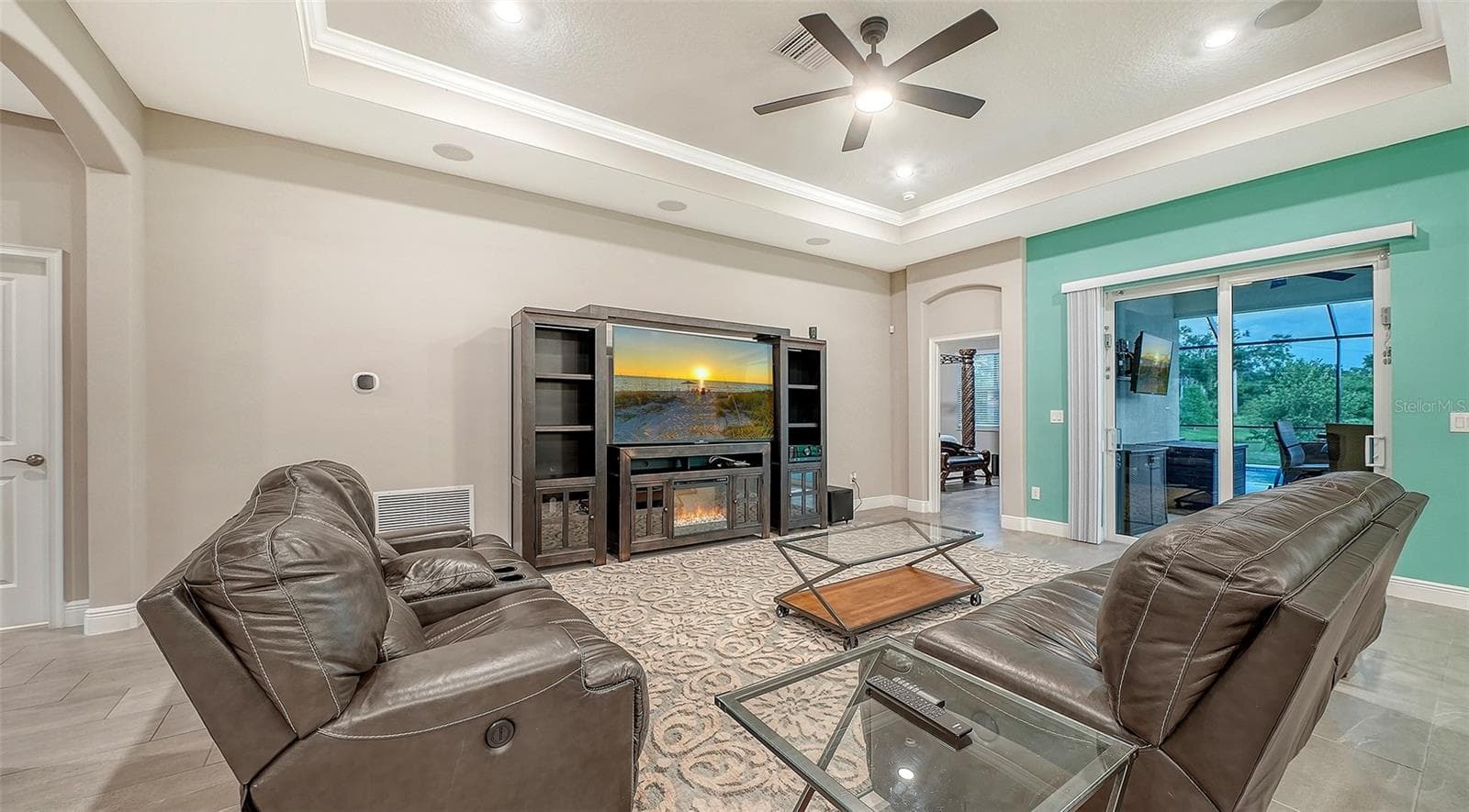 Single Family Residence at 8234 TEA OLIVE TER, PALMETTO, photo 15 of 51