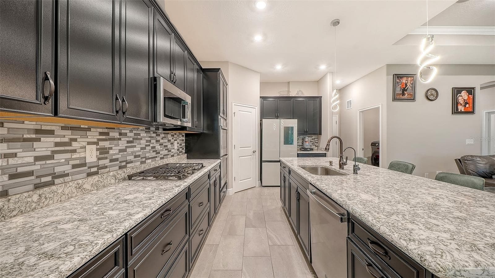 Single Family Residence at 8234 TEA OLIVE TER, PALMETTO, photo 18 of 51
