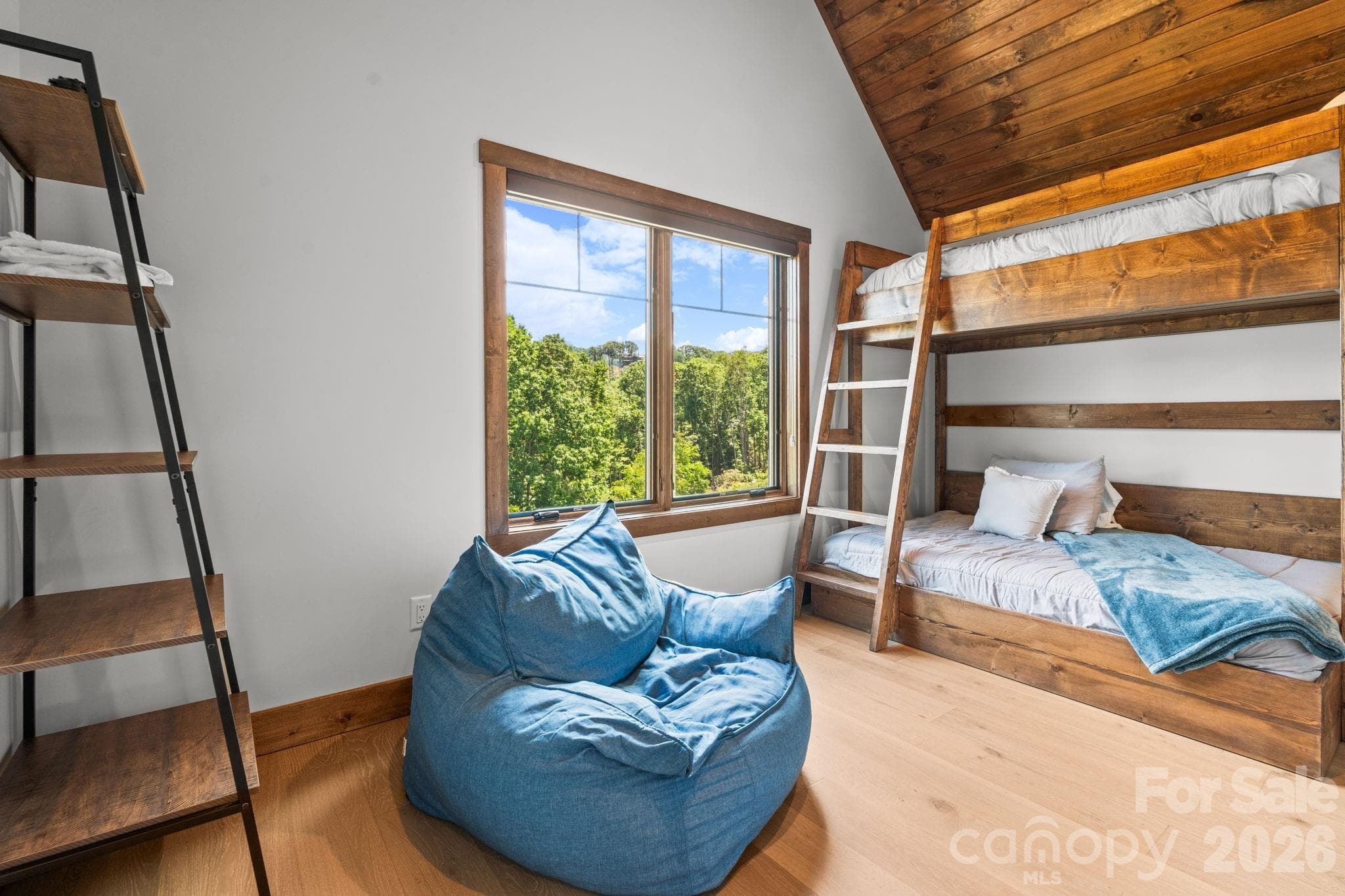 Single Family Residence at 1030 High Valley Overlook, Banner Elk, photo 12 of 48