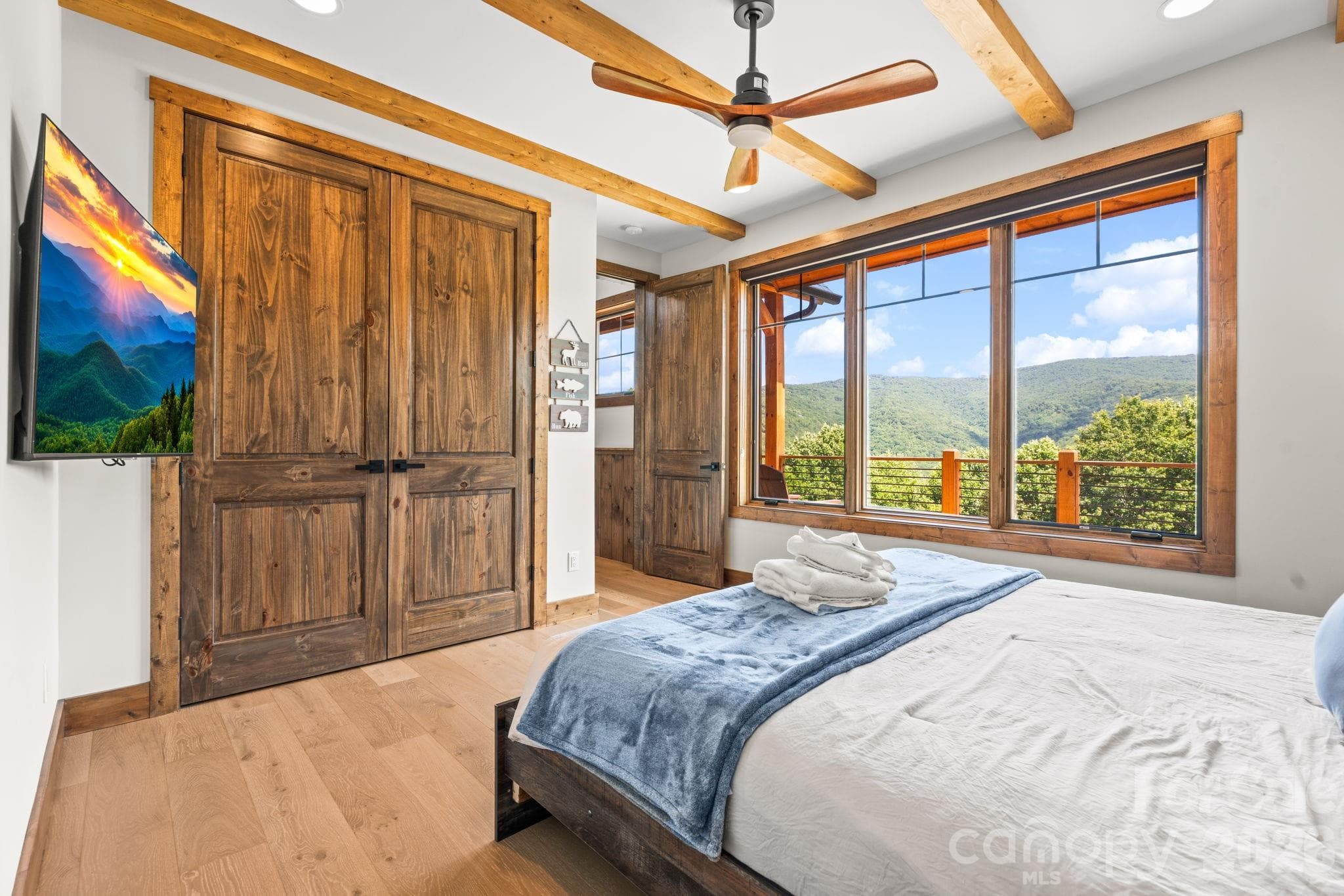 Single Family Residence at 1030 High Valley Overlook, Banner Elk, photo 14 of 48