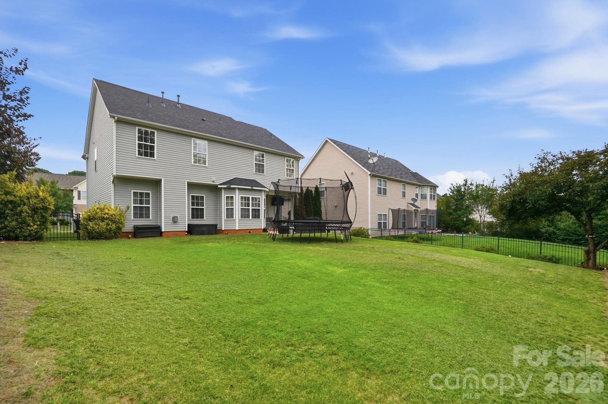 large fenced in yard - 2616 Sierra Chase Drive, Monroe