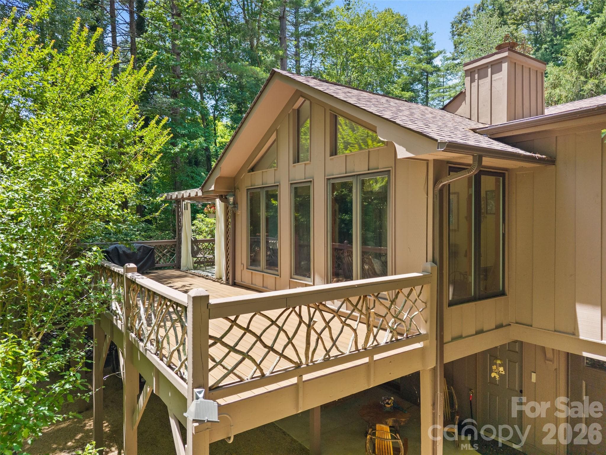 Main-level Deck - 3 Westbridge Drive, Hendersonville