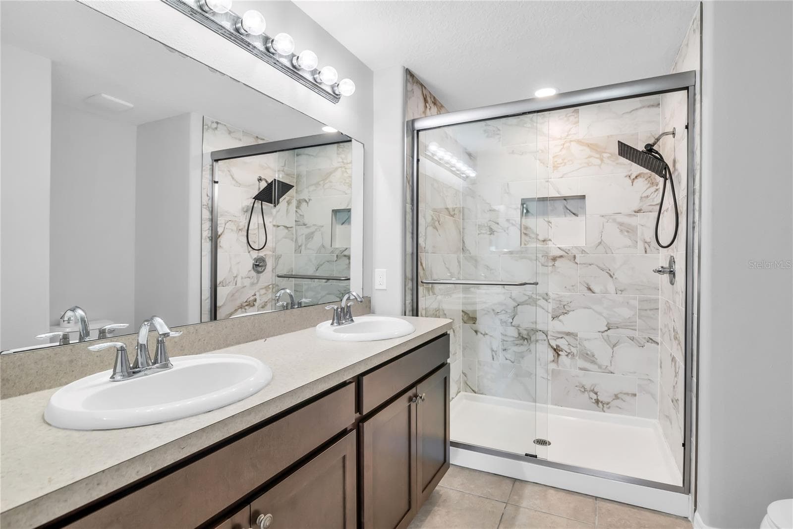 Owner's Bath - 308 BELLA ROSA CIR, SANFORD