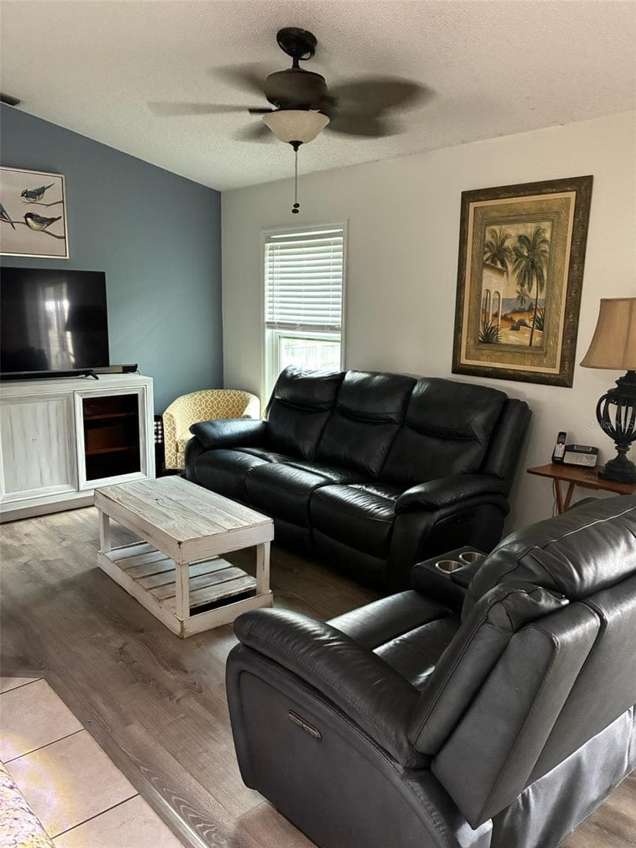 Single Family Residence at 849 HAPPINESS AVE SW, PALM BAY, photo 3 of 42