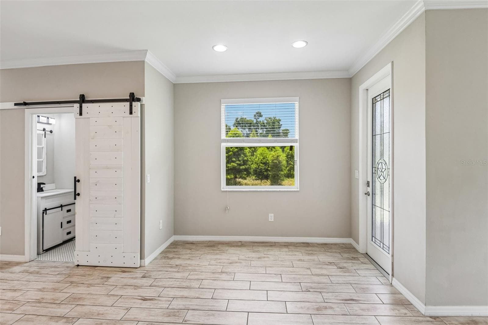 Townhouse at 6706 ROCKY PARK ST, TAMPA, photo 7 of 44