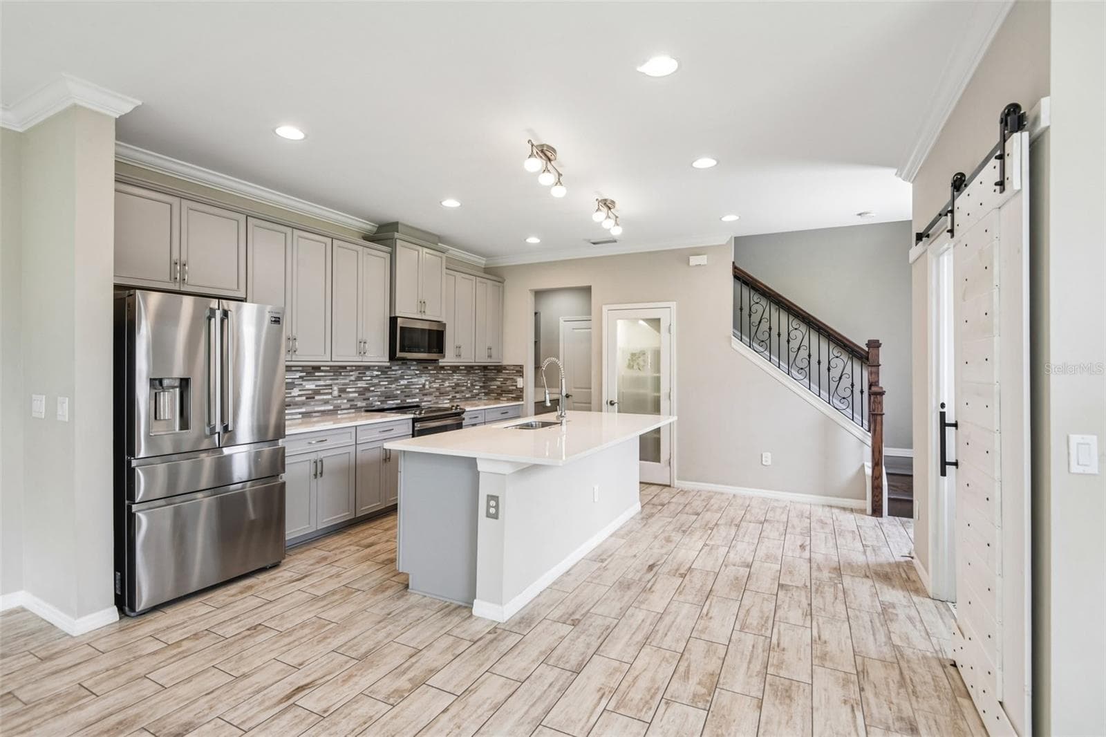 Townhouse at 6706 ROCKY PARK ST, TAMPA, photo 16 of 44