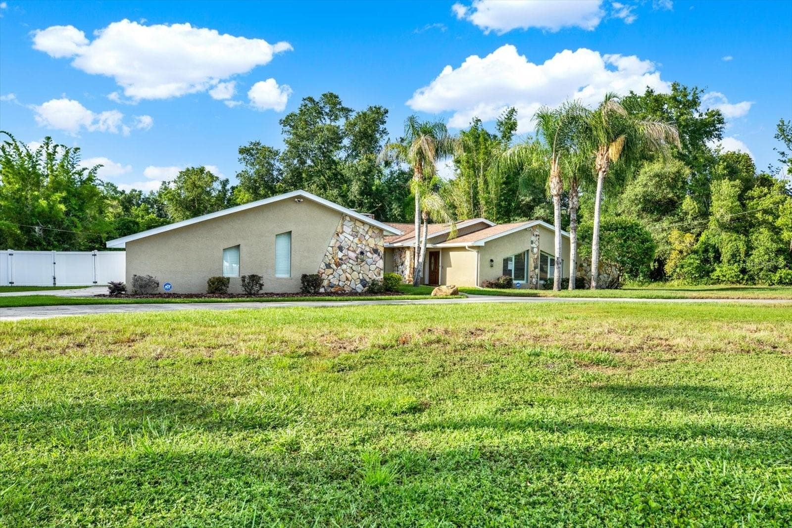 Single Family Residence at 7487 RIVER COUNTRY DR, WEEKI WACHEE, photo 50 of 53
