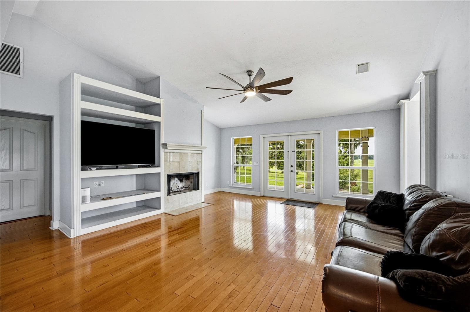 Single Family Residence at 21601 OLD BELLAMY RD, ALACHUA, photo 18 of 67