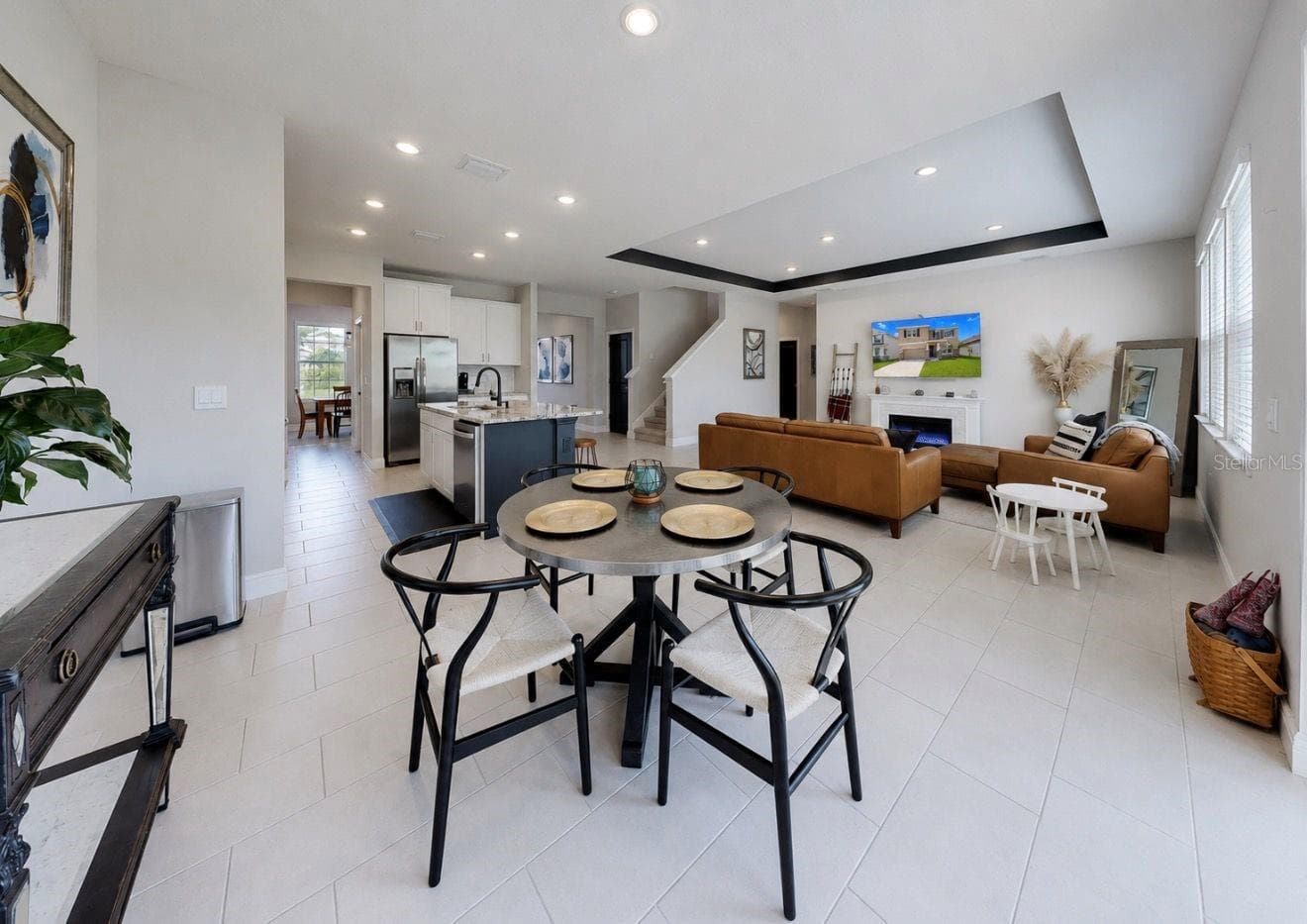 Single Family Residence at 172 MANGROVE MANOR DR, APOLLO BEACH, photo 11 of 51