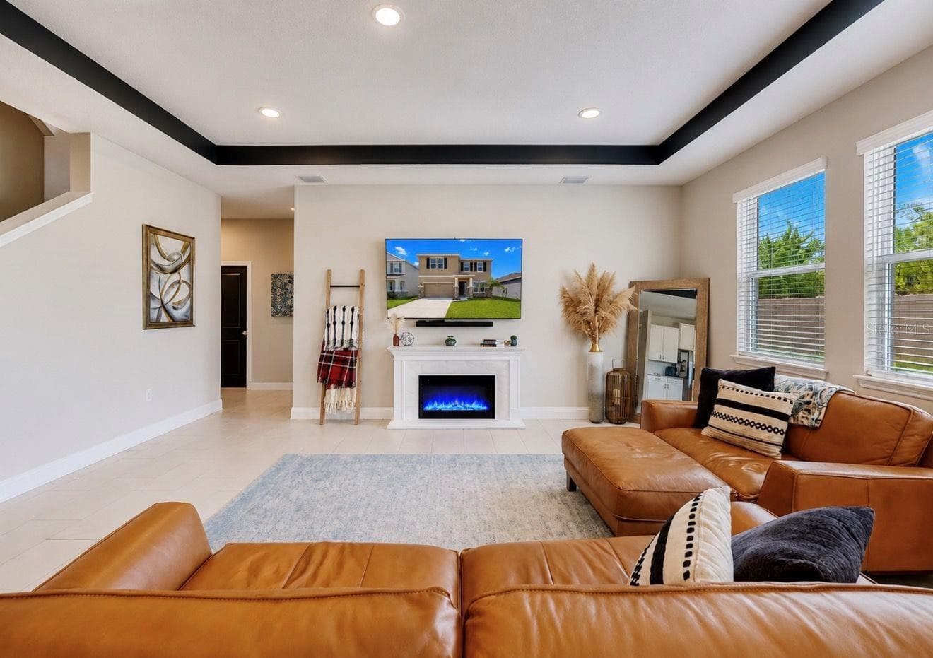 Single Family Residence at 172 MANGROVE MANOR DR, APOLLO BEACH, photo 12 of 51