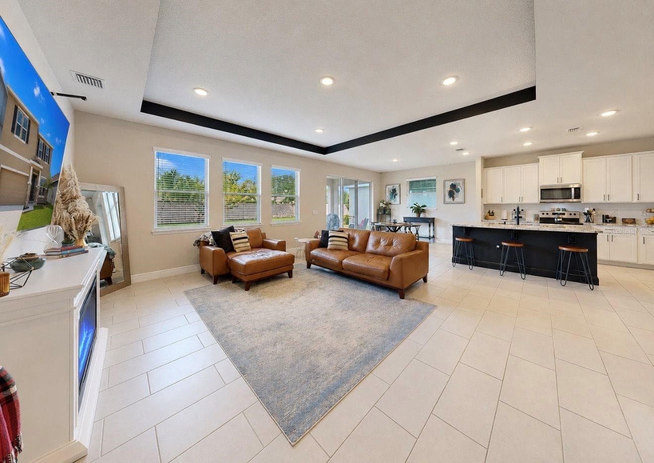 Single Family Residence at 172 MANGROVE MANOR DR, APOLLO BEACH, photo 14 of 51