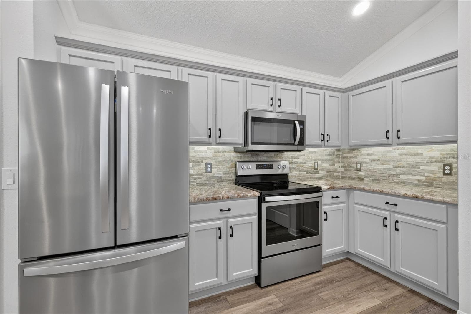 Kitchen - 522 LOMA PASEO DR, THE VILLAGES
