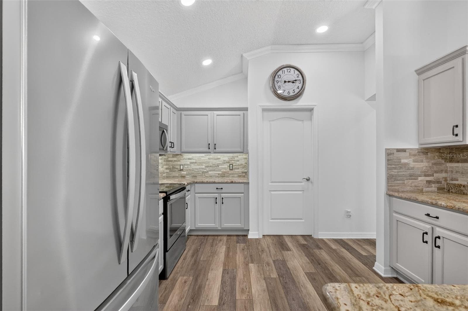 Kitchen - 522 LOMA PASEO DR, THE VILLAGES