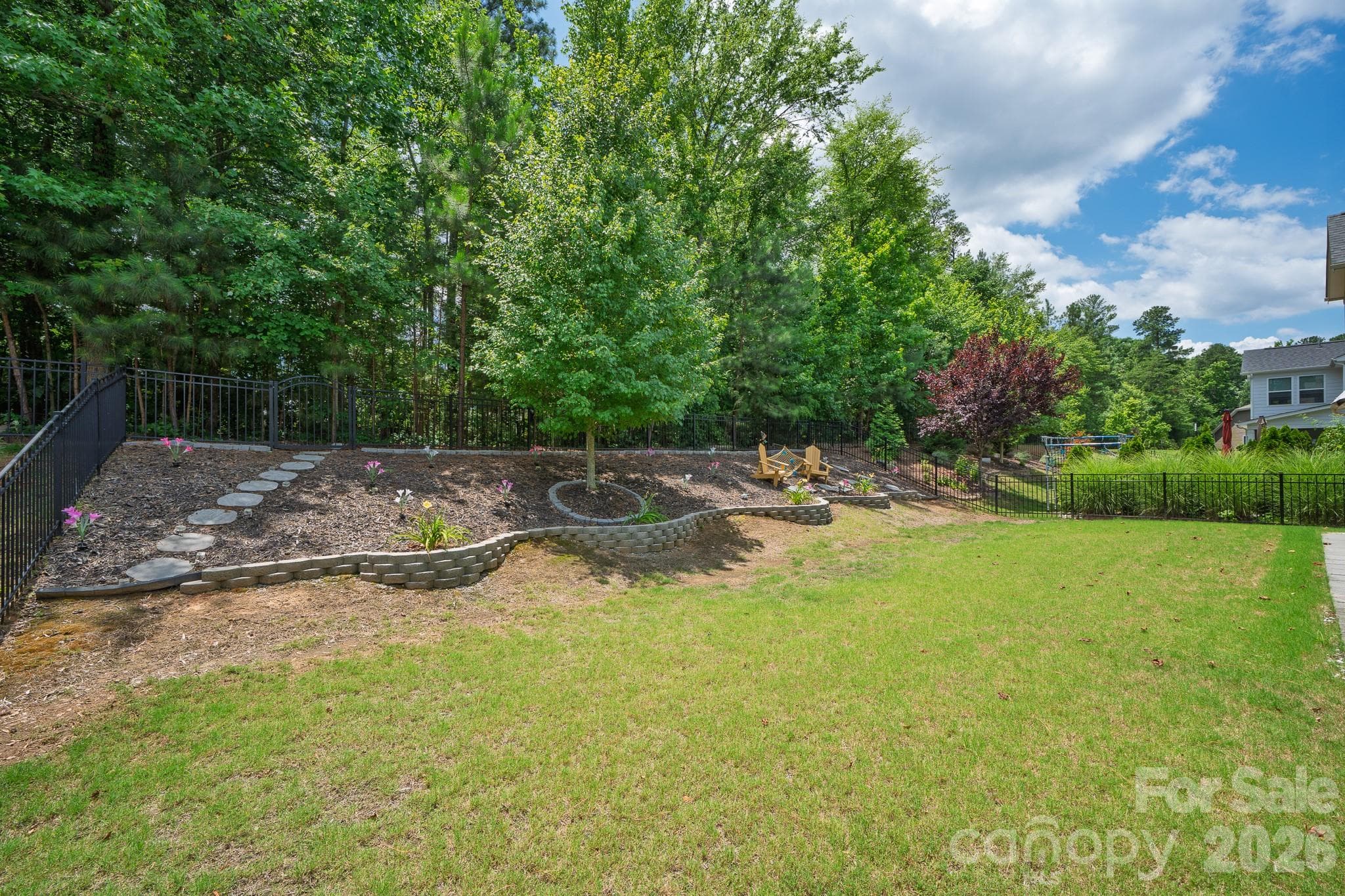 Single Family Residence at 720 Yellow Jessamine Drive, Clover, photo 20 of 38
