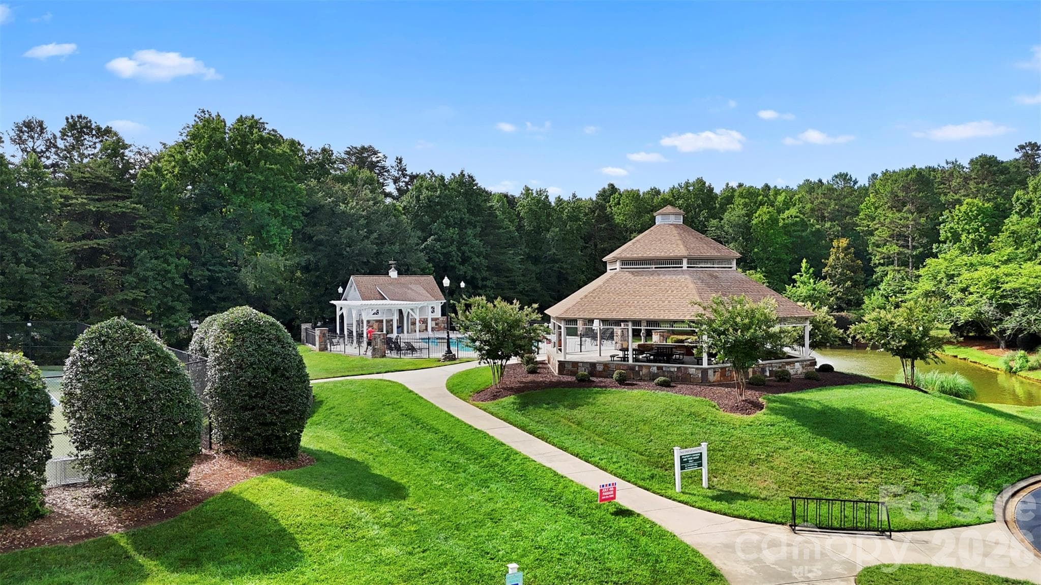 Yachtsman point Neighborhood Amenities - 206 Kendricks Cove, Lexington