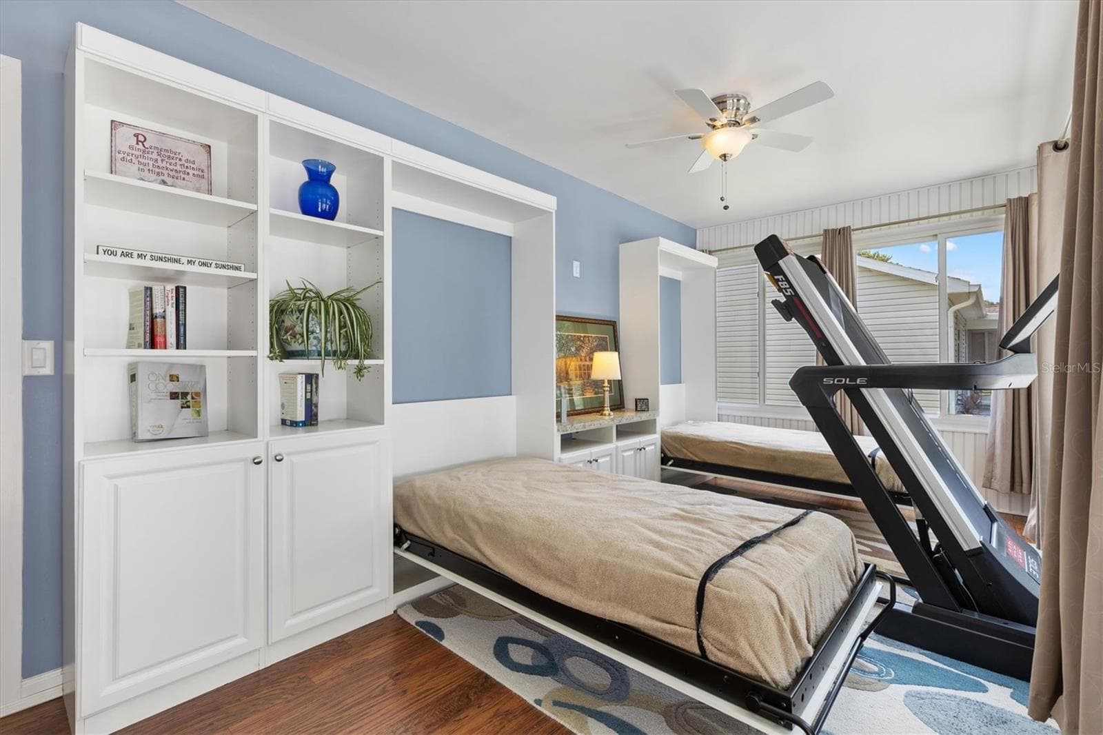 Single Family Residence at 723 HEATHROW AVE, THE VILLAGES, photo 8 of 39