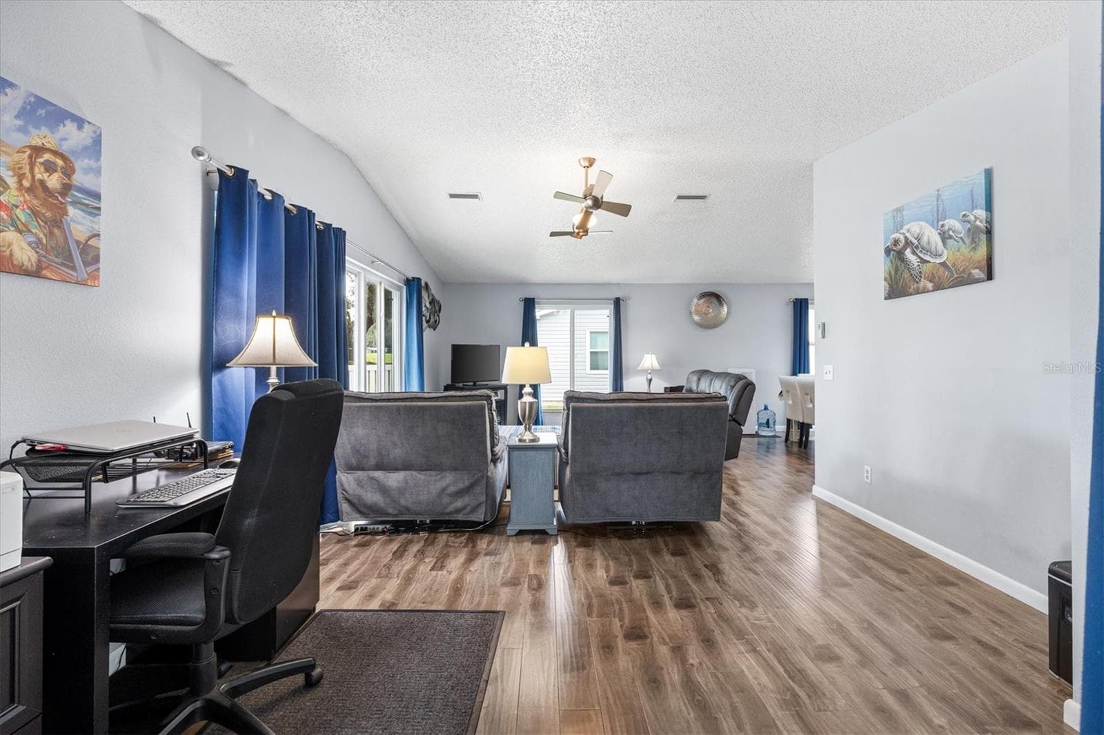 Single Family Residence at 723 HEATHROW AVE, THE VILLAGES, photo 11 of 39