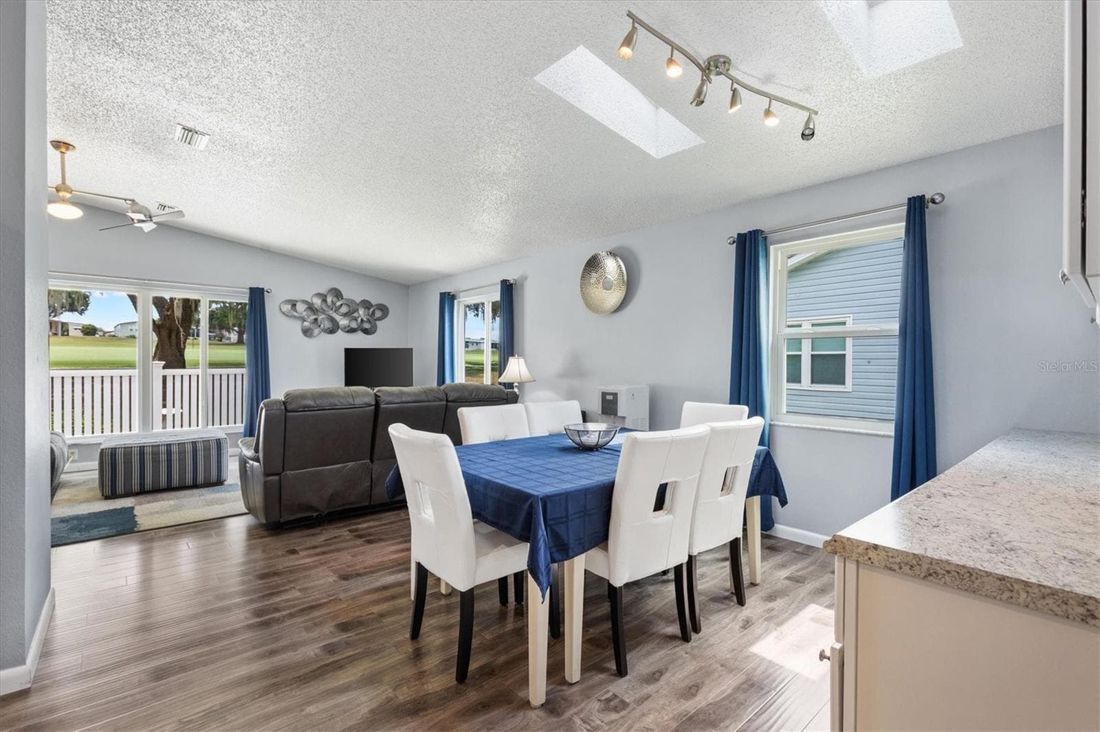 Single Family Residence at 723 HEATHROW AVE, THE VILLAGES, photo 15 of 39