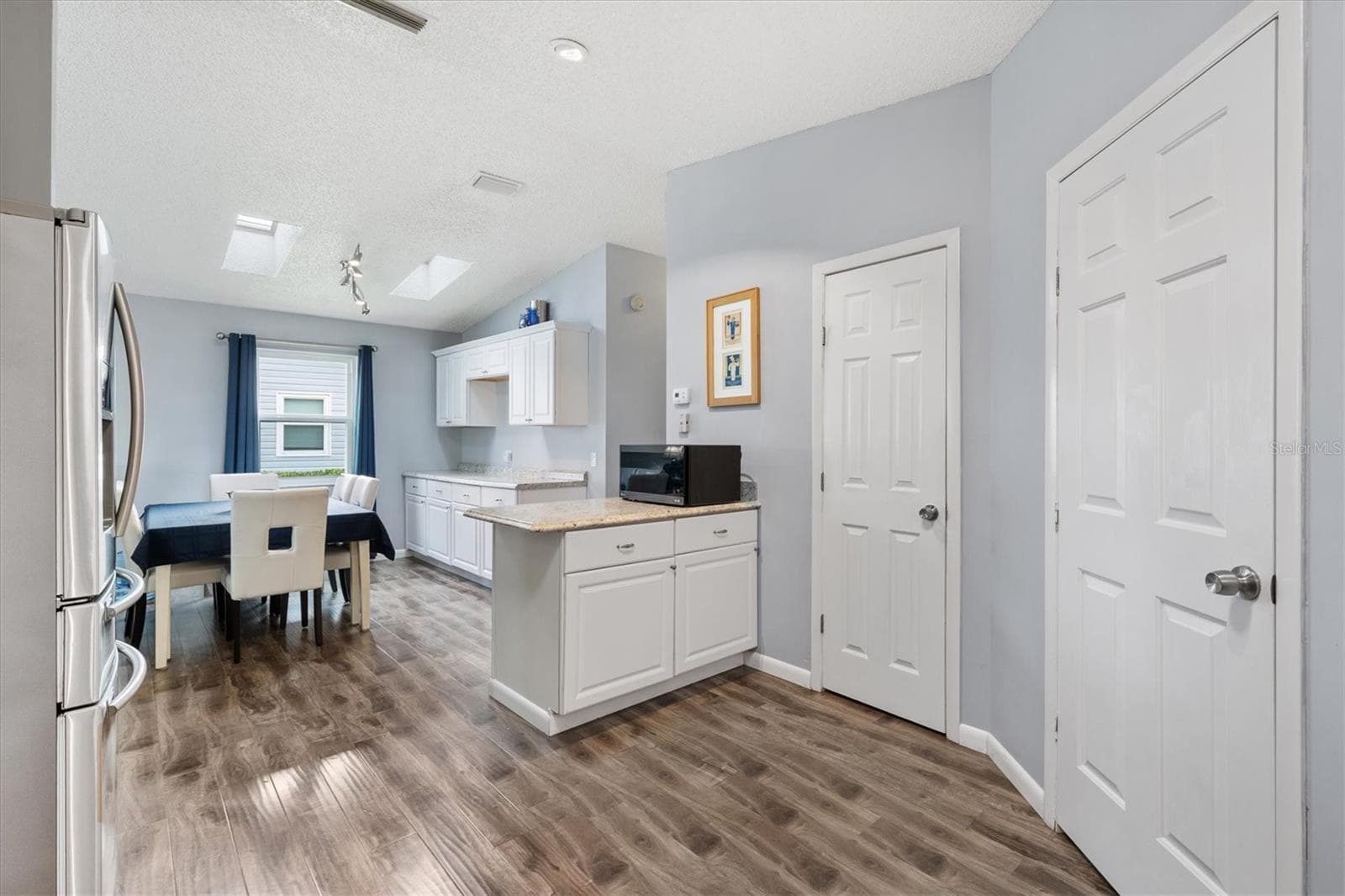 Single Family Residence at 723 HEATHROW AVE, THE VILLAGES, photo 18 of 39