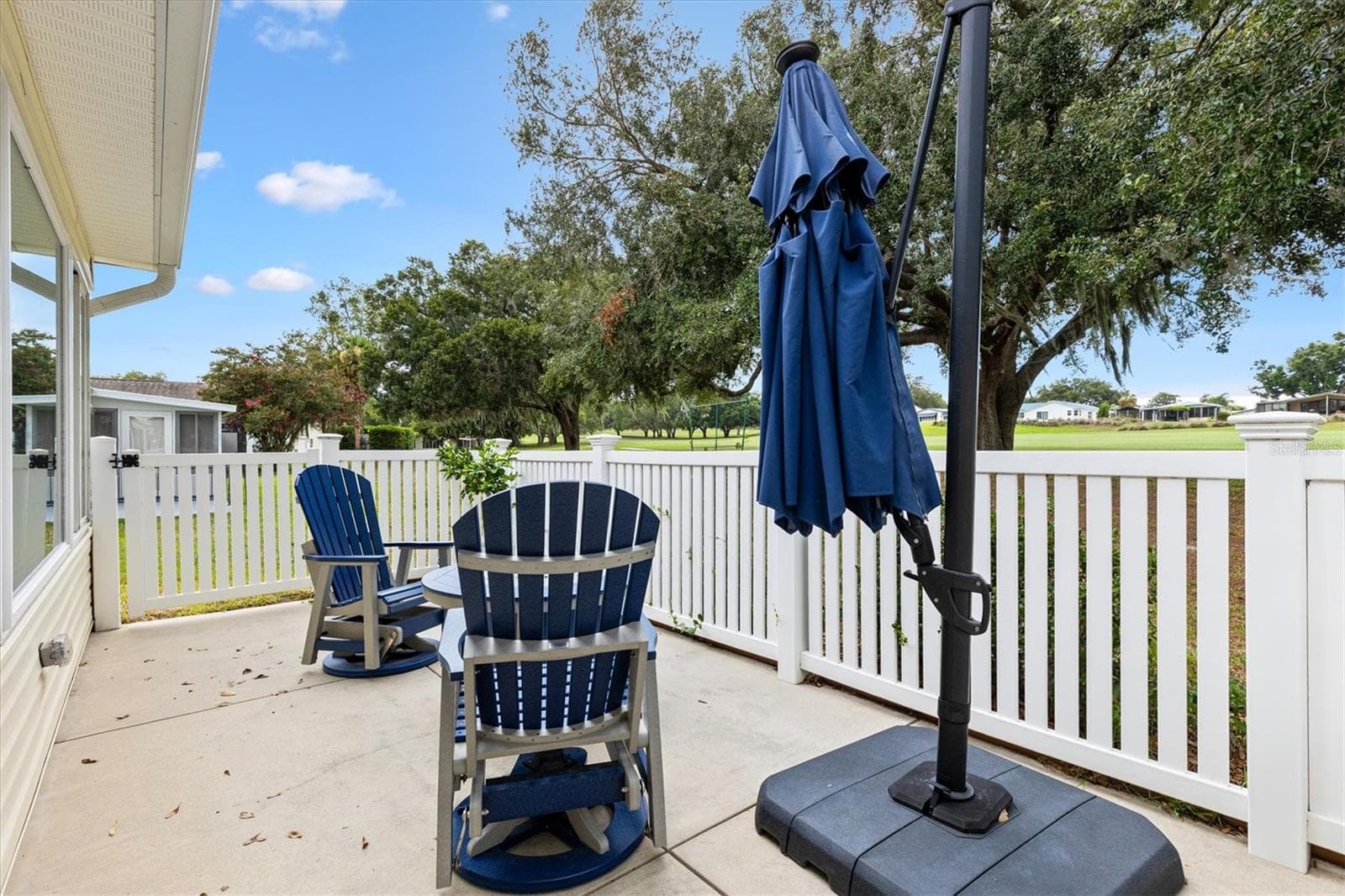 Single Family Residence at 723 HEATHROW AVE, THE VILLAGES, photo 27 of 39