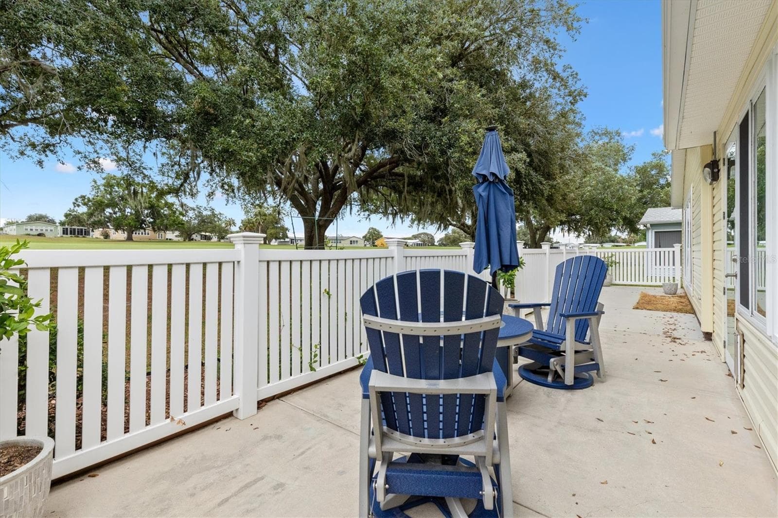 Single Family Residence at 723 HEATHROW AVE, THE VILLAGES, photo 28 of 39