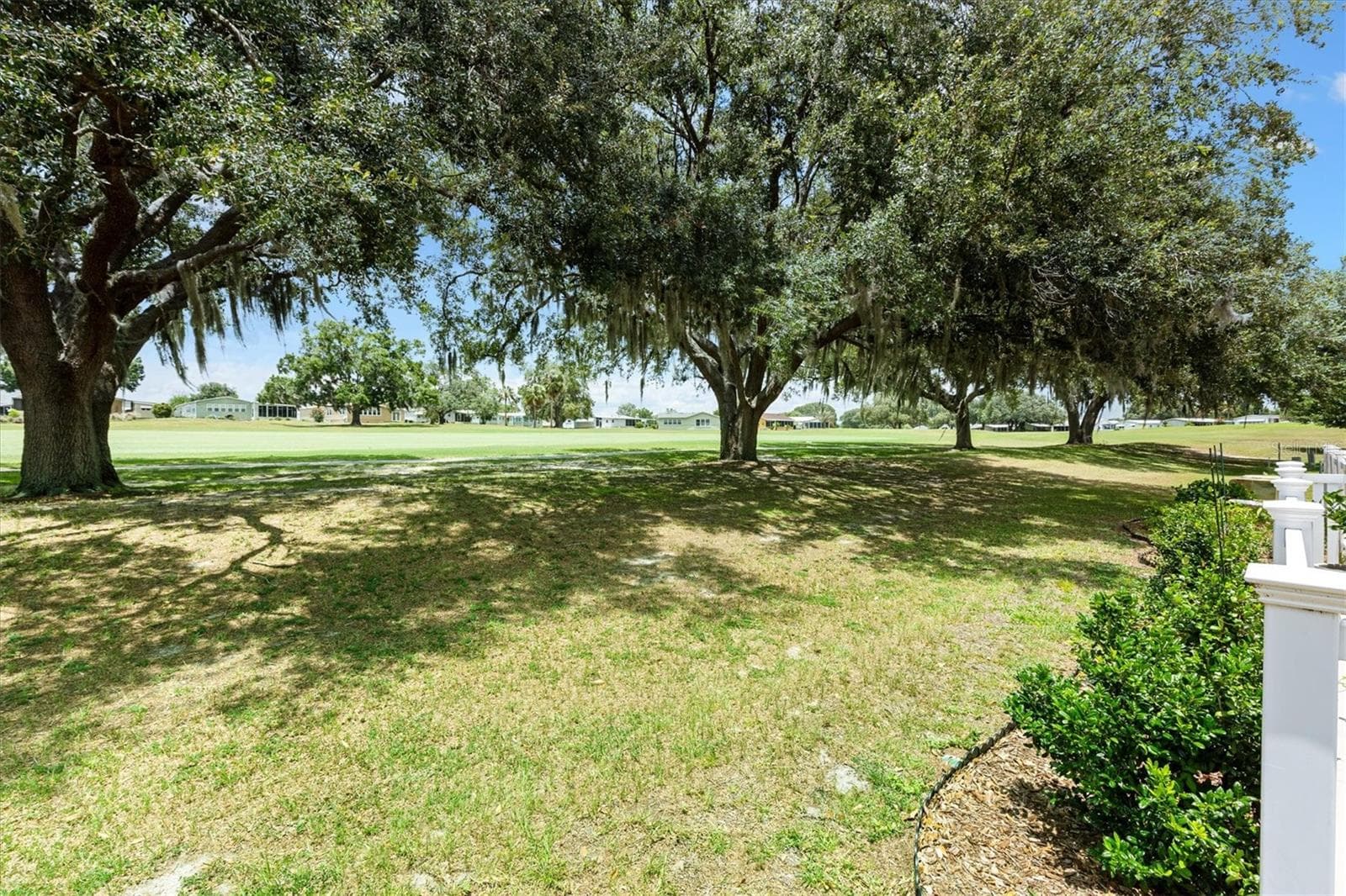 Single Family Residence at 723 HEATHROW AVE, THE VILLAGES, photo 34 of 39