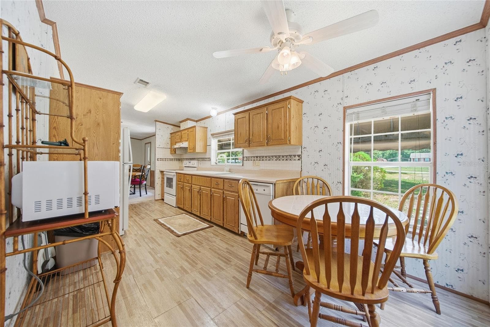 Manufactured Home at 6261 W MONTICELLO ST, HOMOSASSA, photo 14 of 32