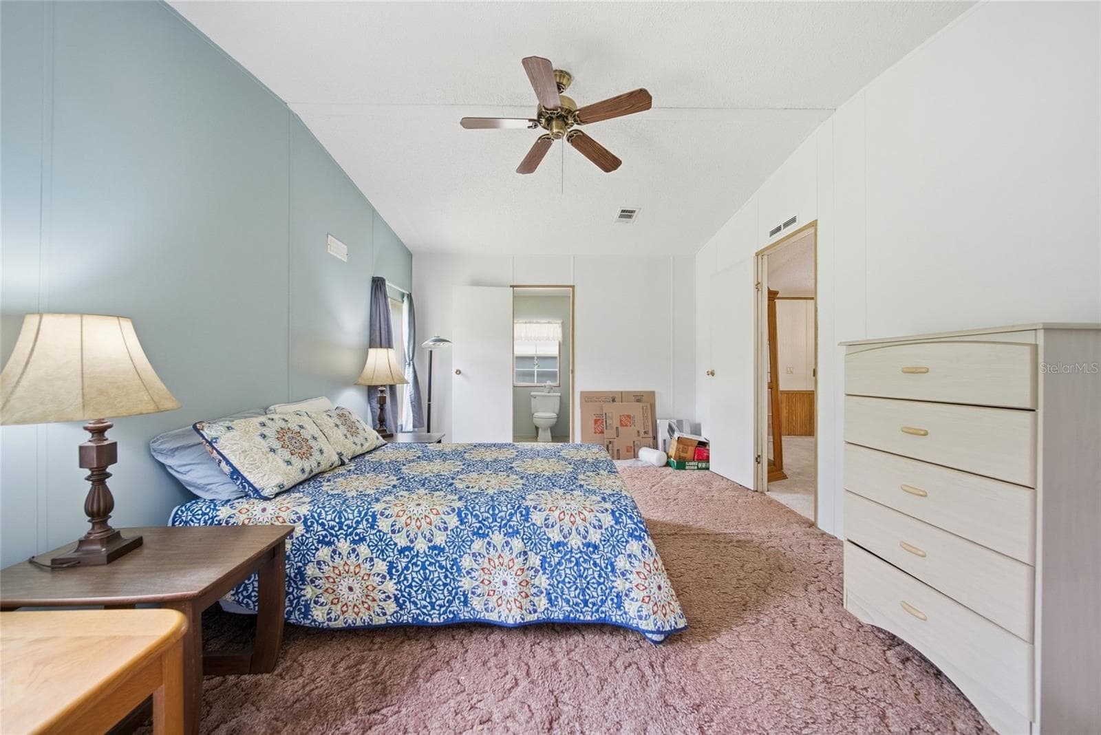 Manufactured Home at 6261 W MONTICELLO ST, HOMOSASSA, photo 15 of 32