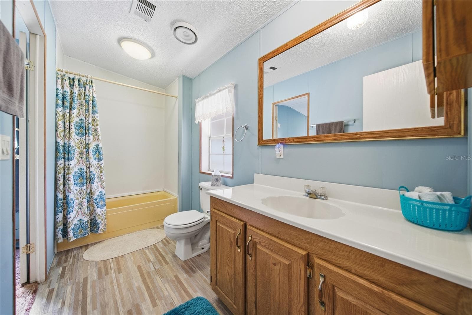 Manufactured Home at 6261 W MONTICELLO ST, HOMOSASSA, photo 17 of 32