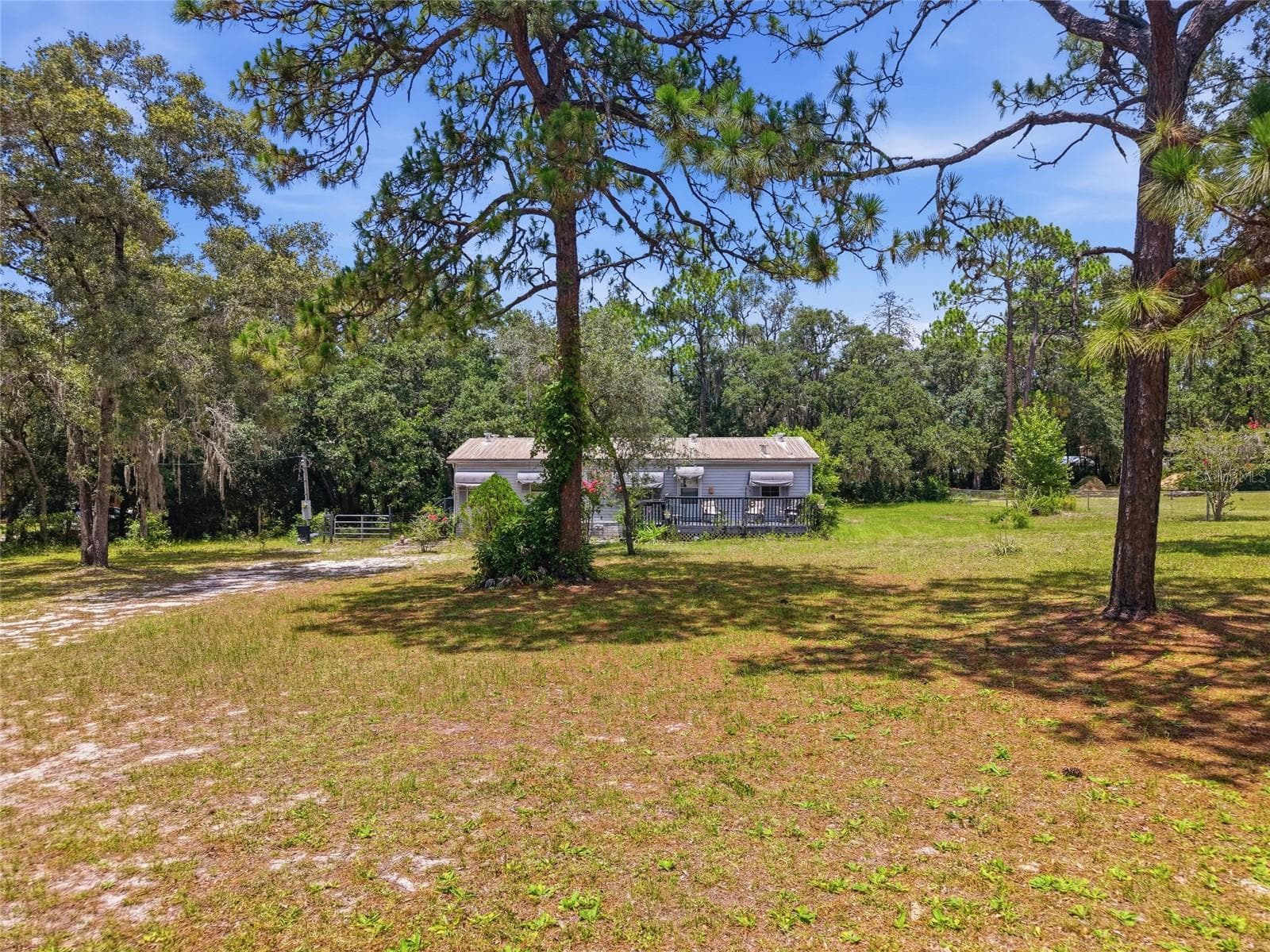 Manufactured Home at 6261 W MONTICELLO ST, HOMOSASSA, photo 26 of 32