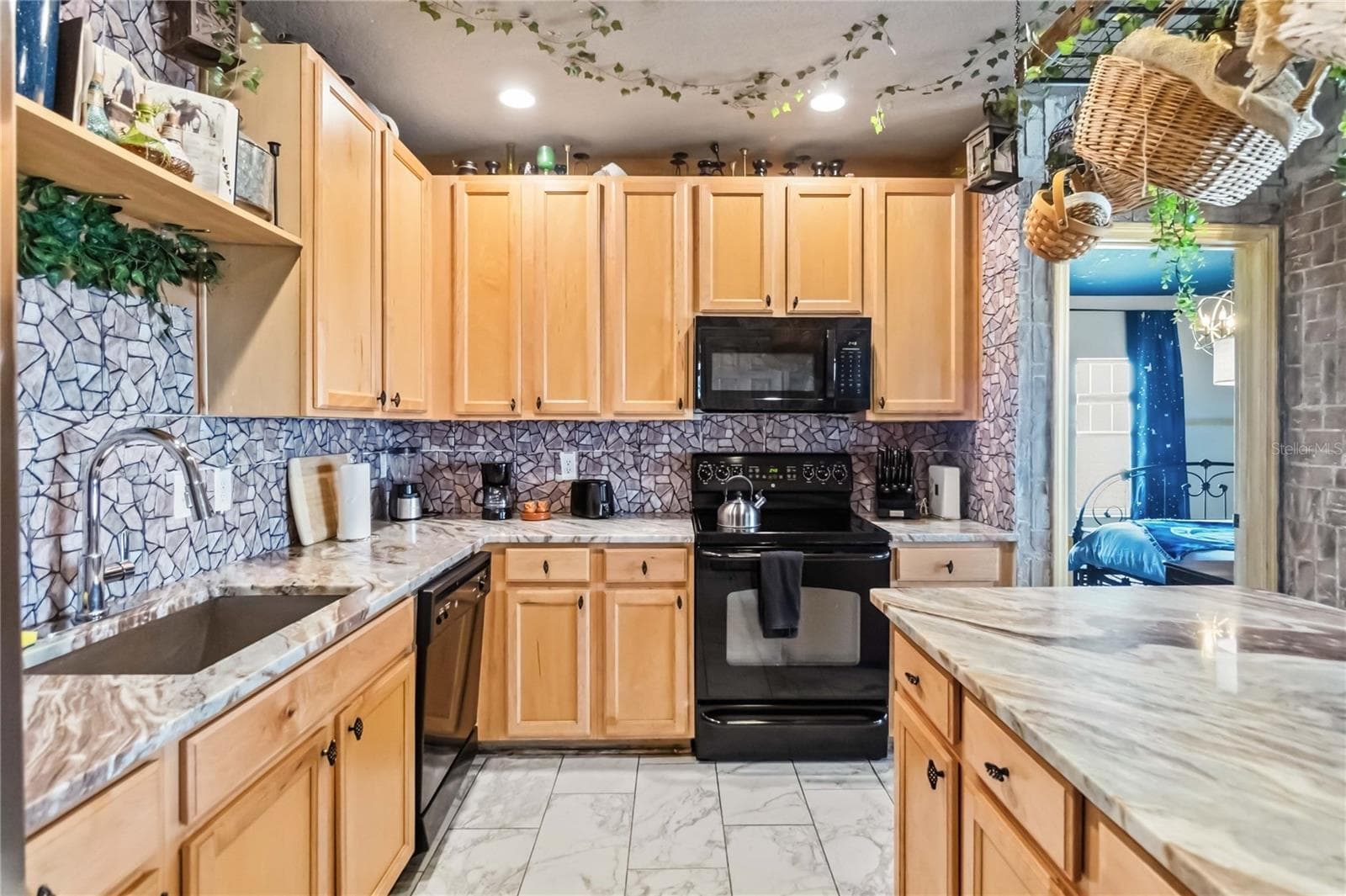 Townhouse at 2041 LACIE JO LN, KISSIMMEE, photo 14 of 44