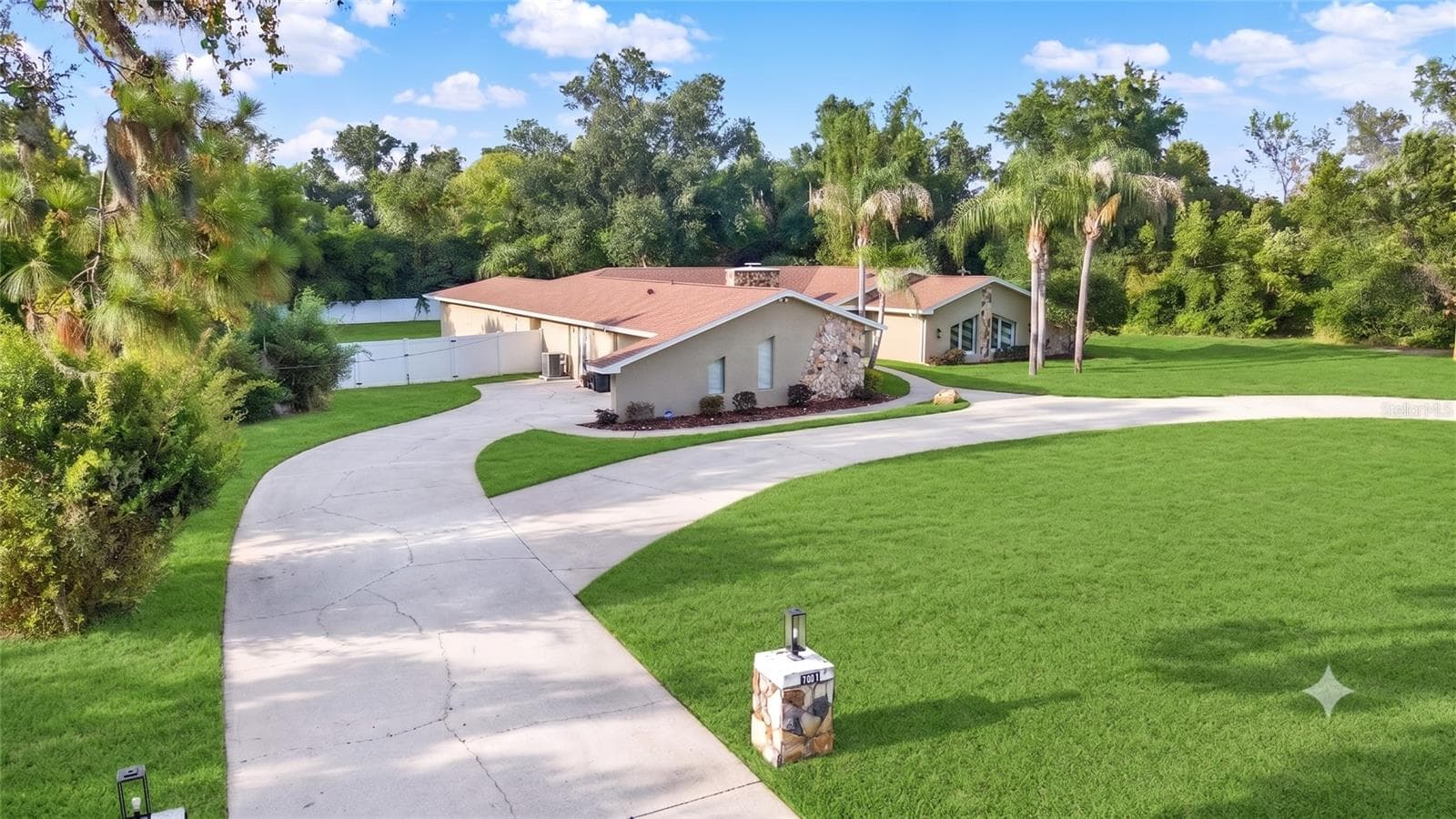 Single Family Residence at 7487 RIVER COUNTRY DR, WEEKI WACHEE, photo 6 of 53