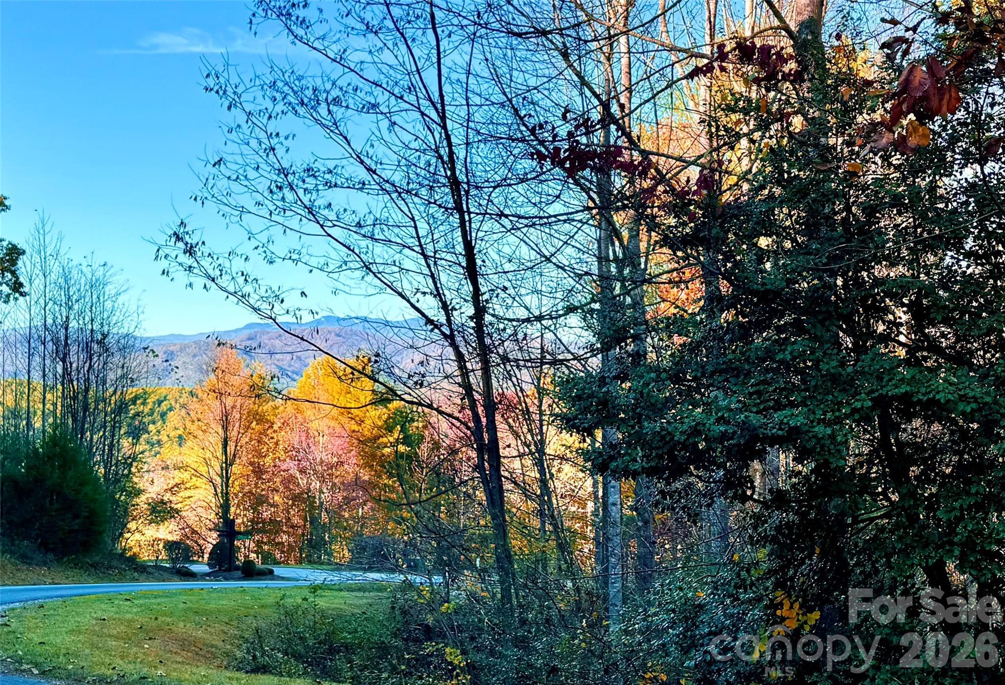 6.09 acres, Lot 136/137 Johns Ridge Parkway