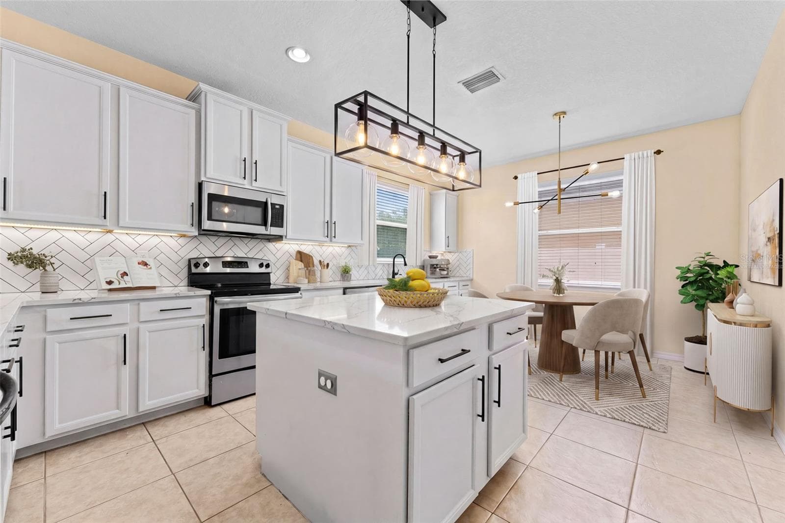 Kitchen with Large Island and Dinette Area (Virtually Staged) - 11620 WARREN OAKS PL, RIVERVIEW