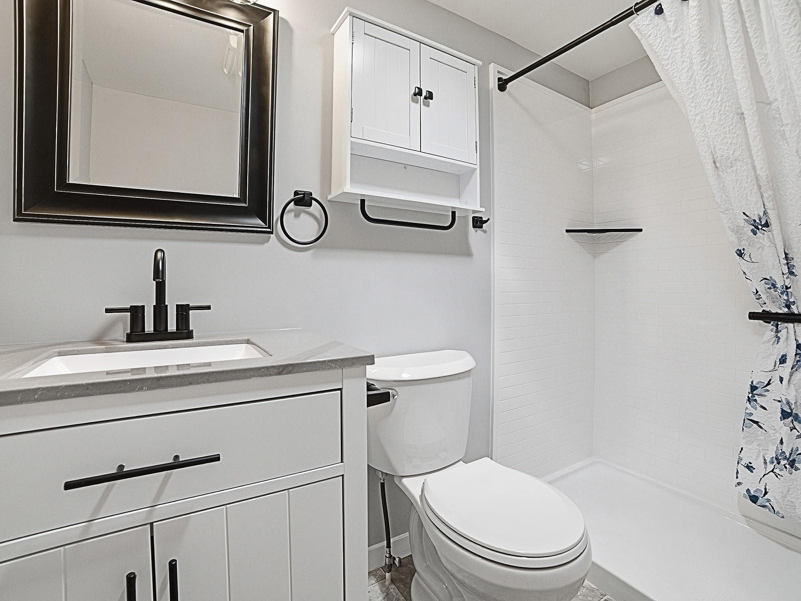 Manufactured Home at 721 SHARON DR, THE VILLAGES, photo 15 of 32