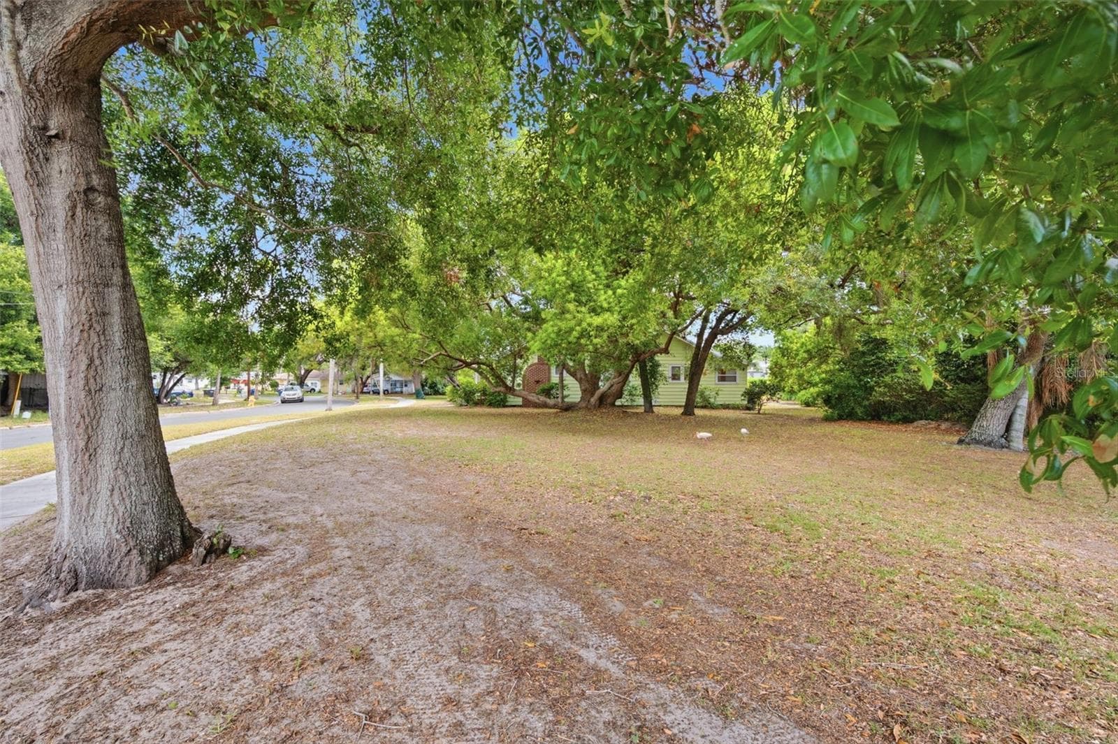 Single Family Residence at 1747 APACHE TRL, CLEARWATER, photo 9 of 64