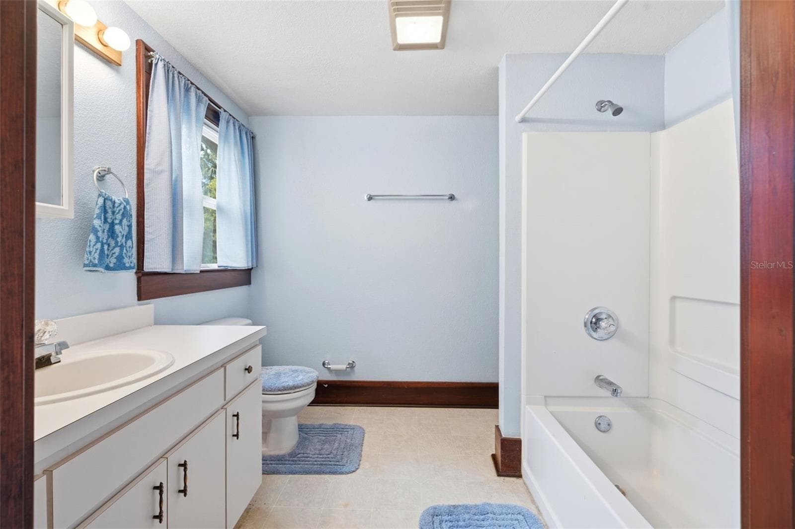 Single Family Residence at 1747 APACHE TRL, CLEARWATER, photo 36 of 64