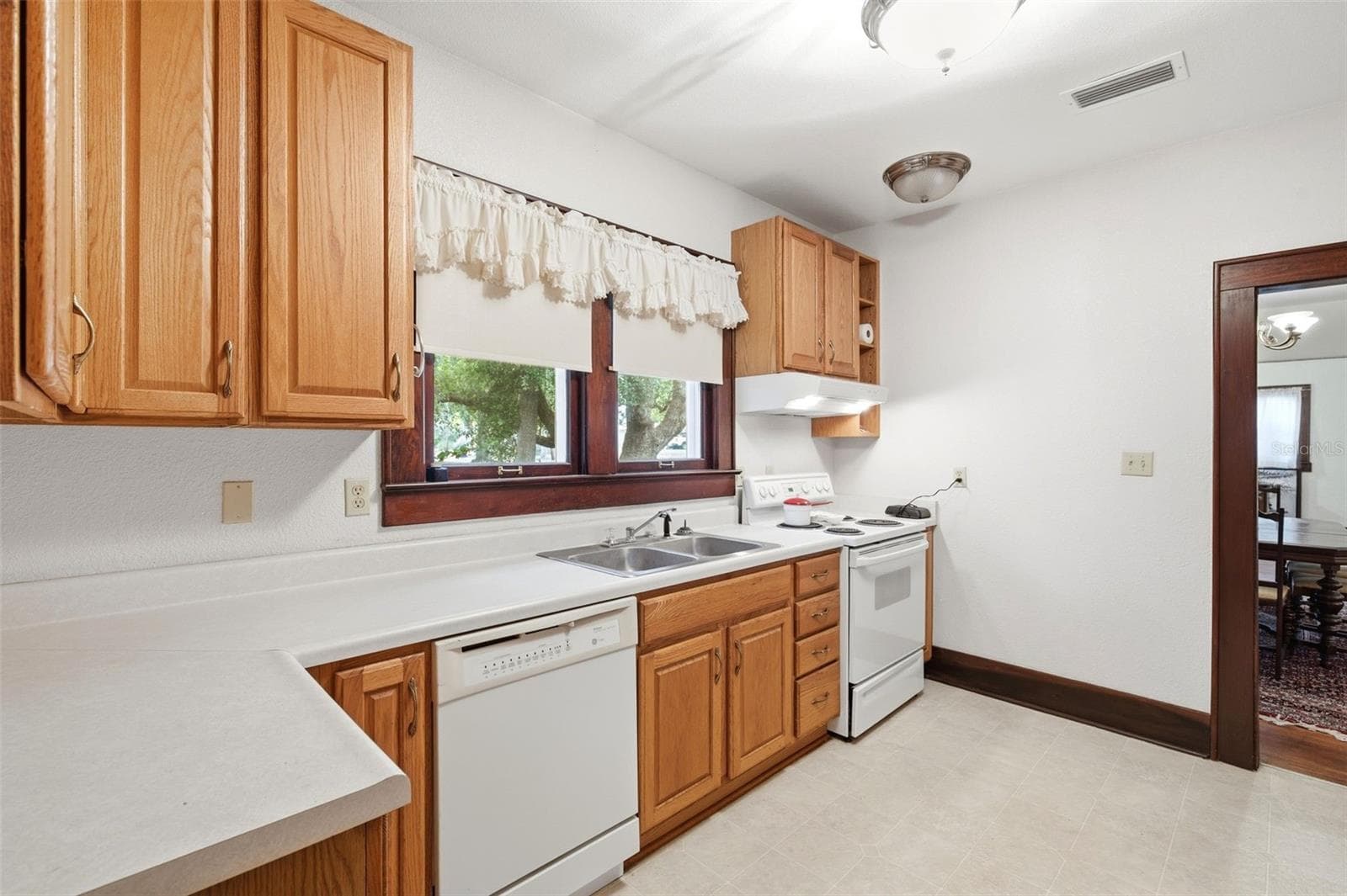 Single Family Residence at 1747 APACHE TRL, CLEARWATER, photo 41 of 64