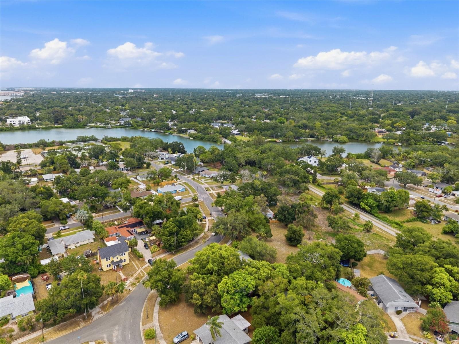 Single Family Residence at 1747 APACHE TRL, CLEARWATER, photo 62 of 64