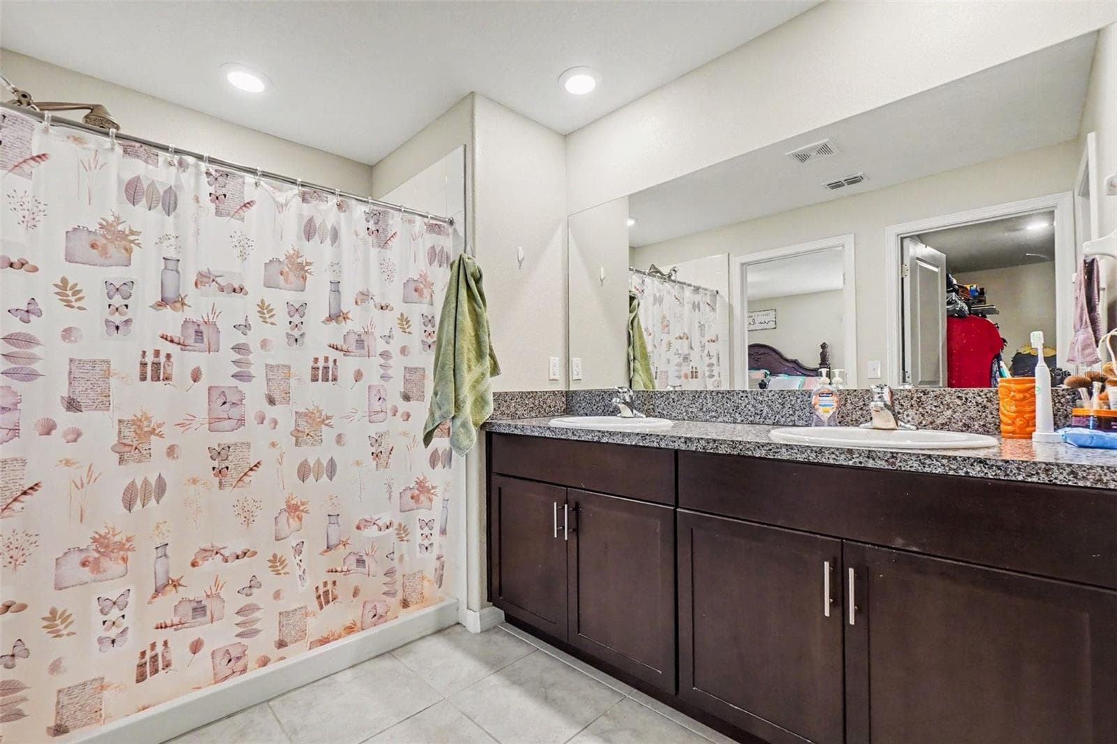 Single Family Residence at 14907 IMPERIAL PURPLE LN, WIMAUMA, photo 10 of 20