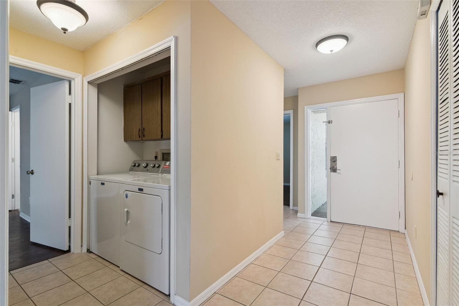 Washer and dryer included, storage cabinets - 445 S NETHERWOOD CRES #2, ALTAMONTE SPRINGS