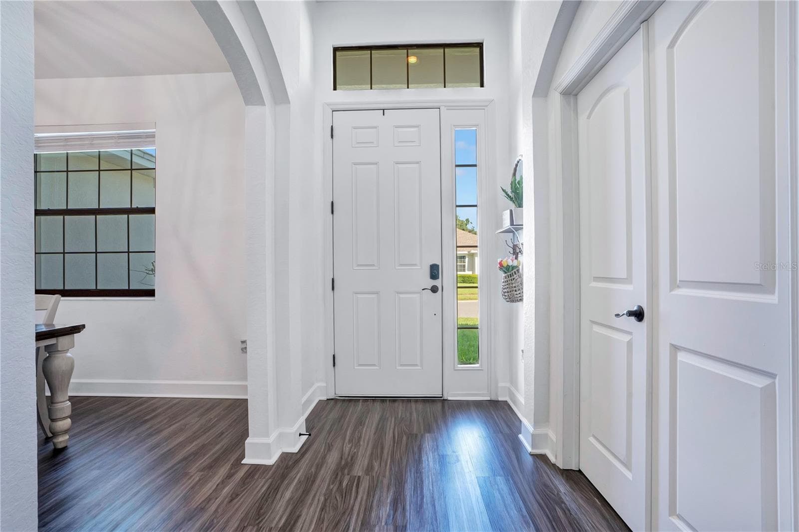 Single Family Residence at 525 GANDHI DR, LAKELAND, photo 8 of 46