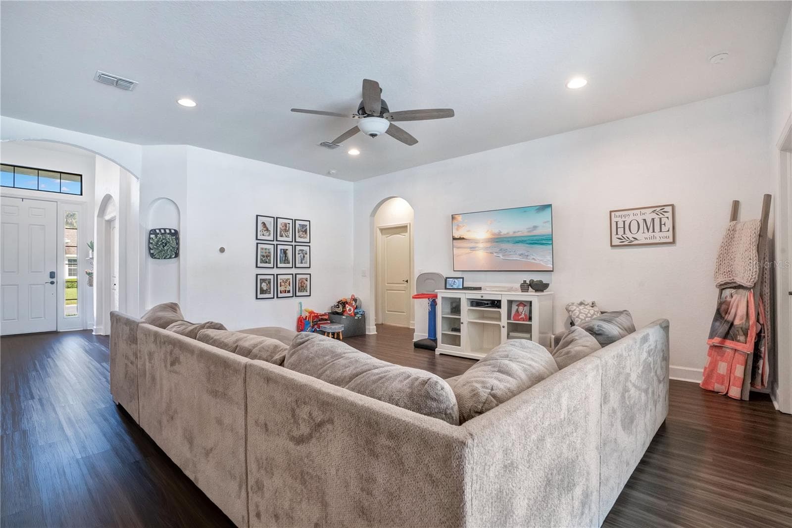 Single Family Residence at 525 GANDHI DR, LAKELAND, photo 21 of 46