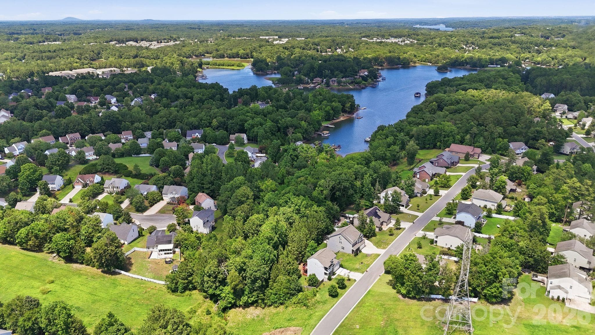 Lake Wylie - 4870 Summerside Drive, Lake Wylie