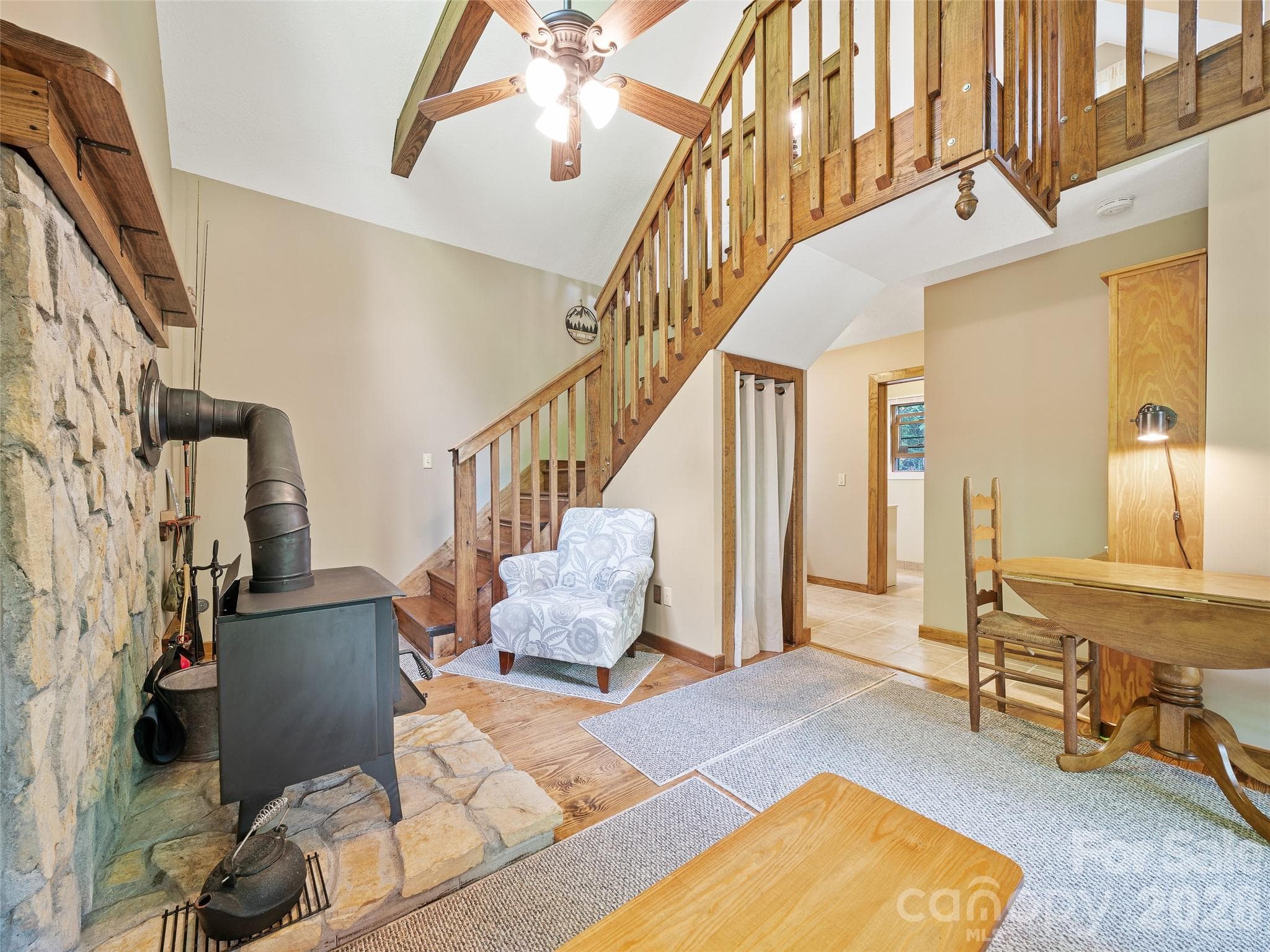 Single Family Residence at Burnsville, photo 6 of 34